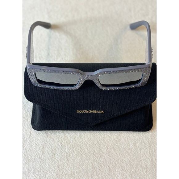 Brand New Dolce & Gabbana Sunglasses - DG4447-B 30906G Size 53-20-140*3N
